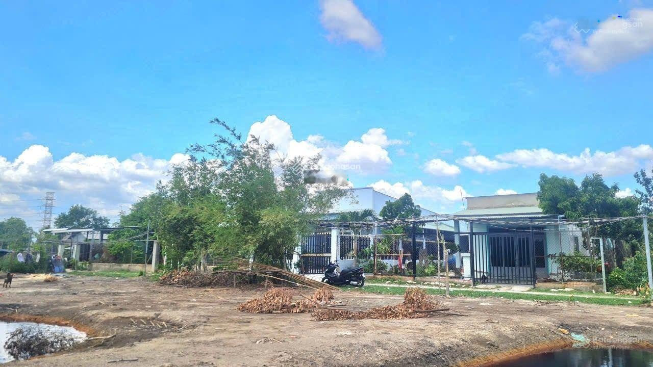 Bán đất trồng cây lâu năm Phước Tân, Biên Hòa. DT 1000m2, giá 4.6 tỷ. Có sổ đỏ, thương lượng