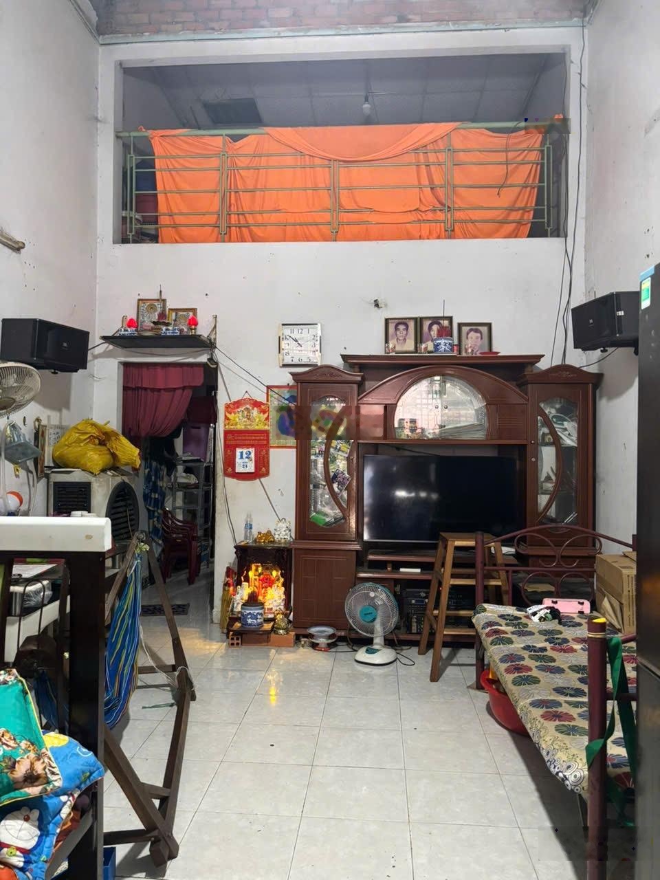 Bán nhà hẻm 4m Hồ Văn Long BHH B, Q. Bình Tân, DT 4m x 18m XD 4m x 11m nhà C4 giá 4,4 tỷ