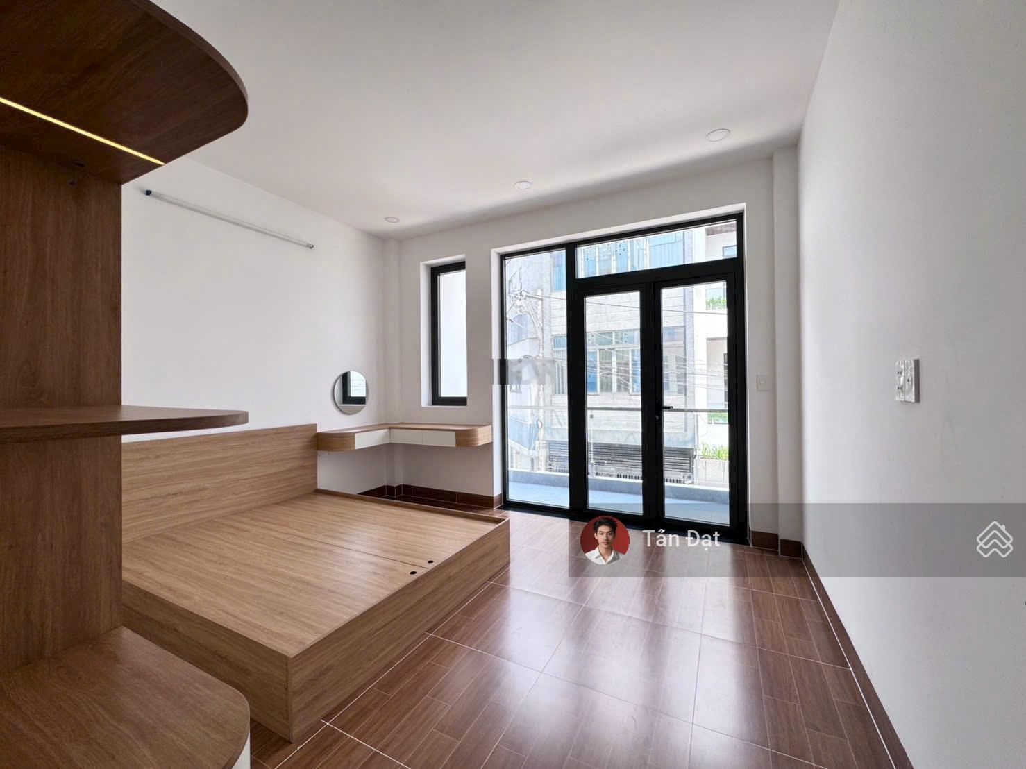 Nhà mới 3 tầng Trường Thọ 71m² gara ô tô 4PN gần Metro giá 8.7 tỷ