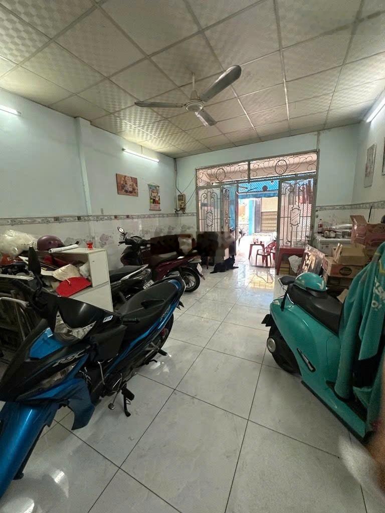 Bán mtkd hẻm sầm uất - lạc long quân, lý thường kiệt - sát 100m2, ngang gần 5m - hơn 16tỷ