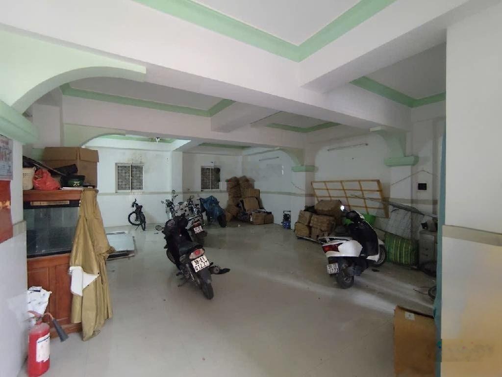 Bán nhà 5 tầng ngang hơn 7M,nở hậu.Dòng tiền 40 triệu/tháng.Đường 6M thông Cao Thị Chính.Hơn 11 tỷ