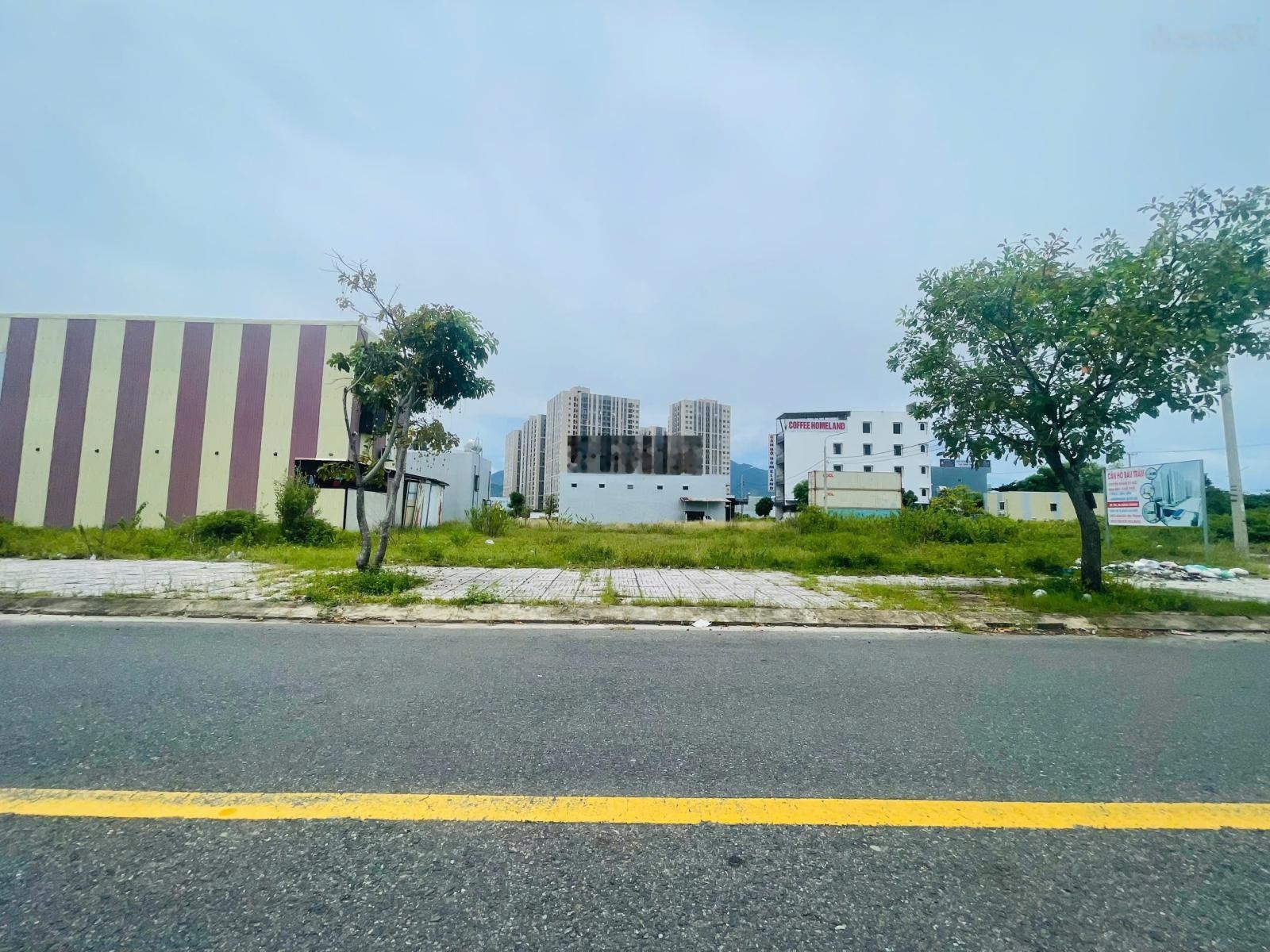 Chính chủ cần bán gấp lô Lakeside đường 7m5 ngay chung cư Ori. Giá sụp hầm