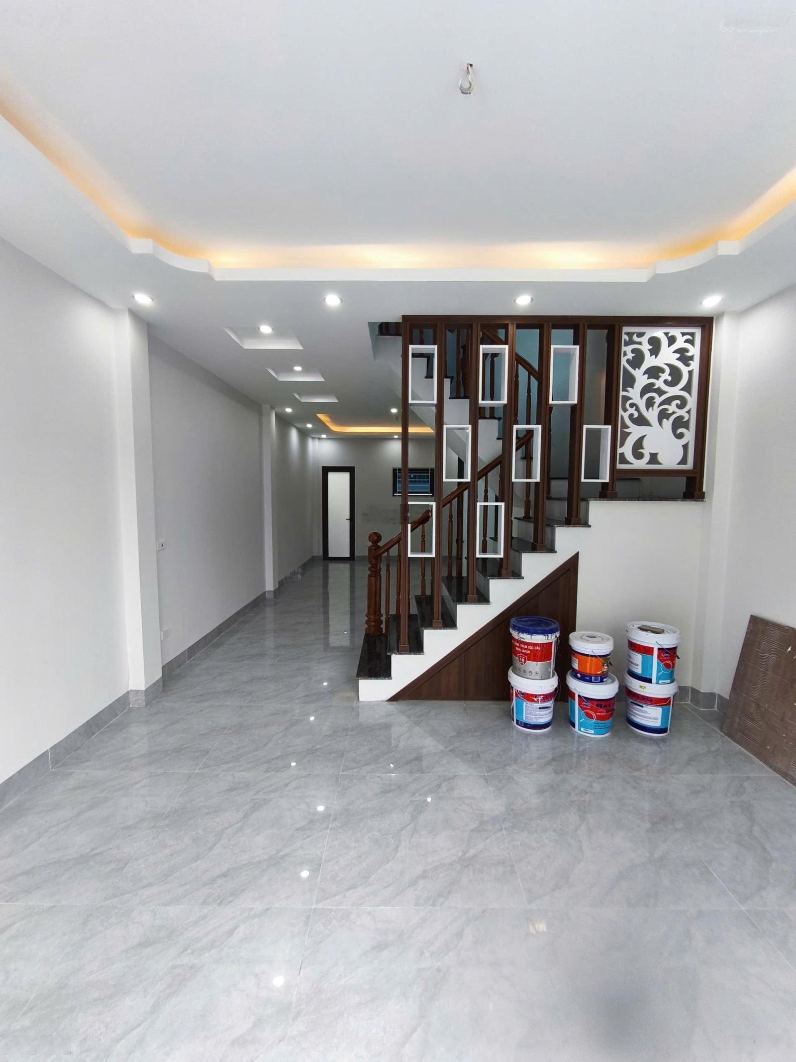 Nhà sân riêng oto đỗ sân rẻ nhất Vân Côn, An Khánh. 77m2x4T, 5PN. Gần đại lộ, VĐ4. Giá, 5,5 tỷ