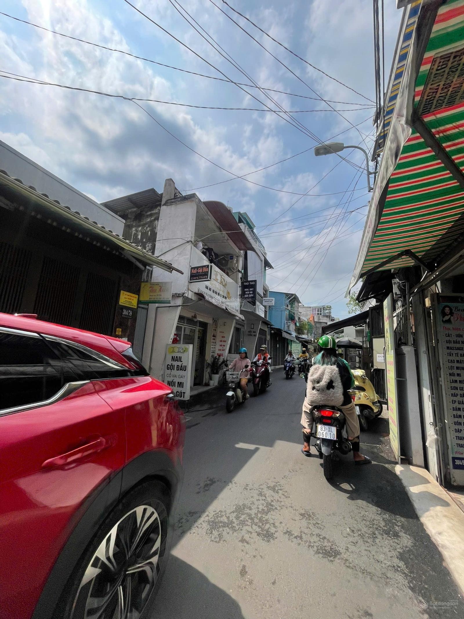 Hẻm xe hơi oto tránh, ngay bạch đằng p.24 bình thạnh giá nhỉnh 11 tỷ