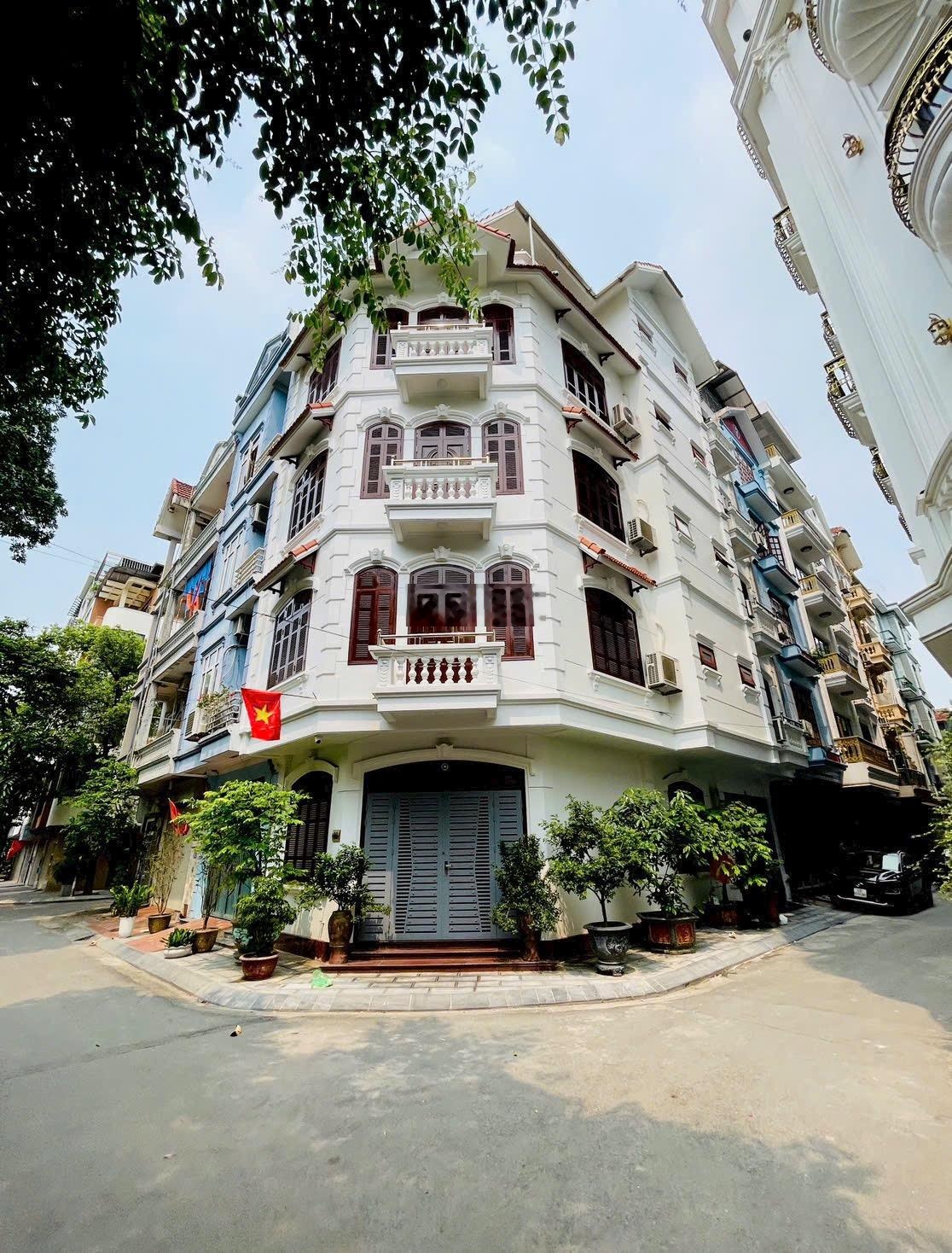 [hiếm] cầu giấy - 58m2/25tỷ, ô tô tránh đỗ 24/7, vỉa hè rộng - ngõ thông đường thoáng, vị trí đẹp