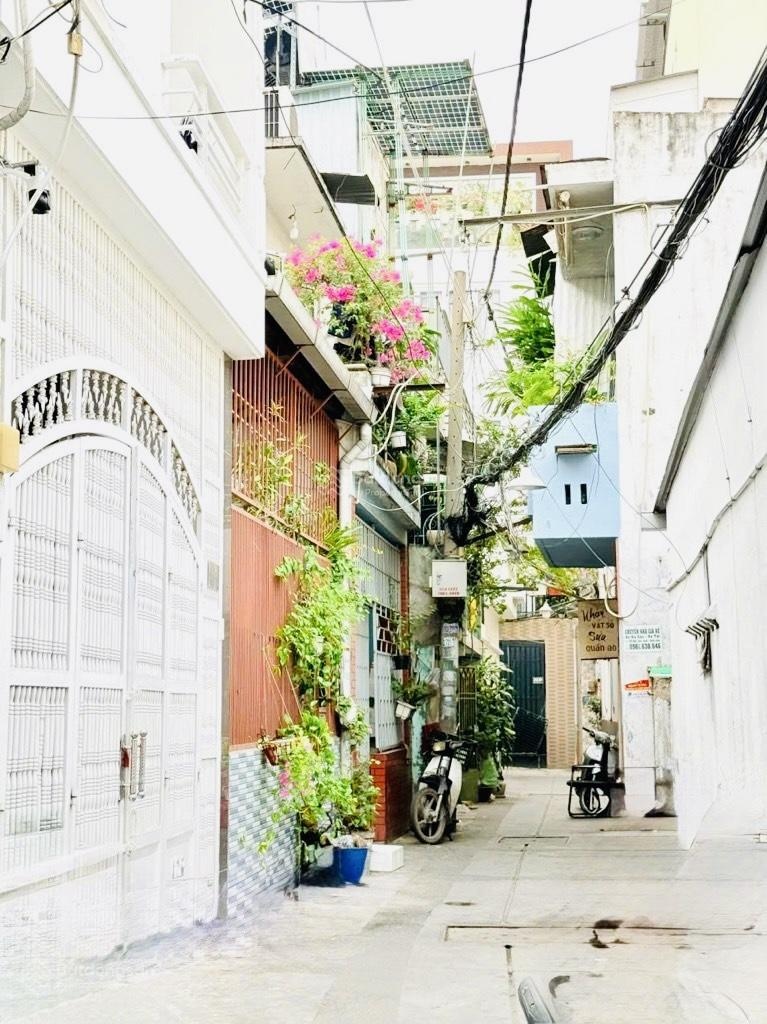 2 Tầng Nguyễn Hữu Cảnh, DT: 4x12 (48m2), Thông Điện Biên Phủ, Ngay Vinhome Central Park, Quận 1
