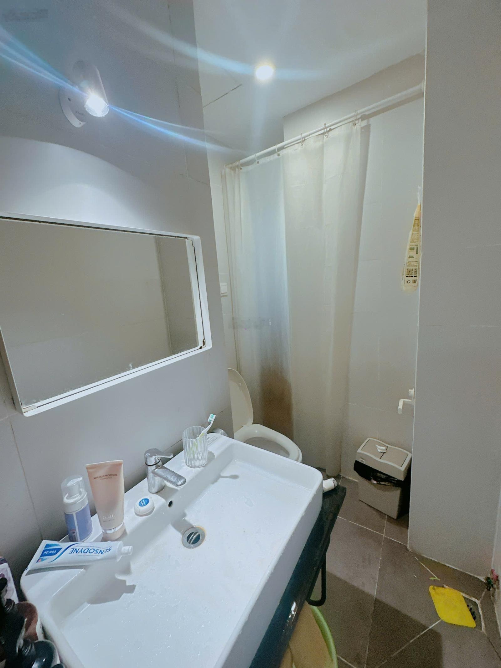 Bán nhà đẹp đường Tô Hiến Thành p15 q10, 40m2 5 tầng chỉ nhỉnh 6 tỷ