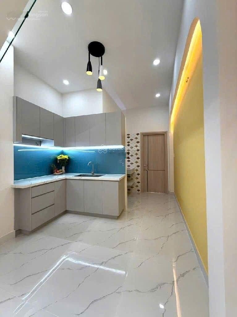 Nhà 2 tầng - sổ hồng riêng- nhà mới ken