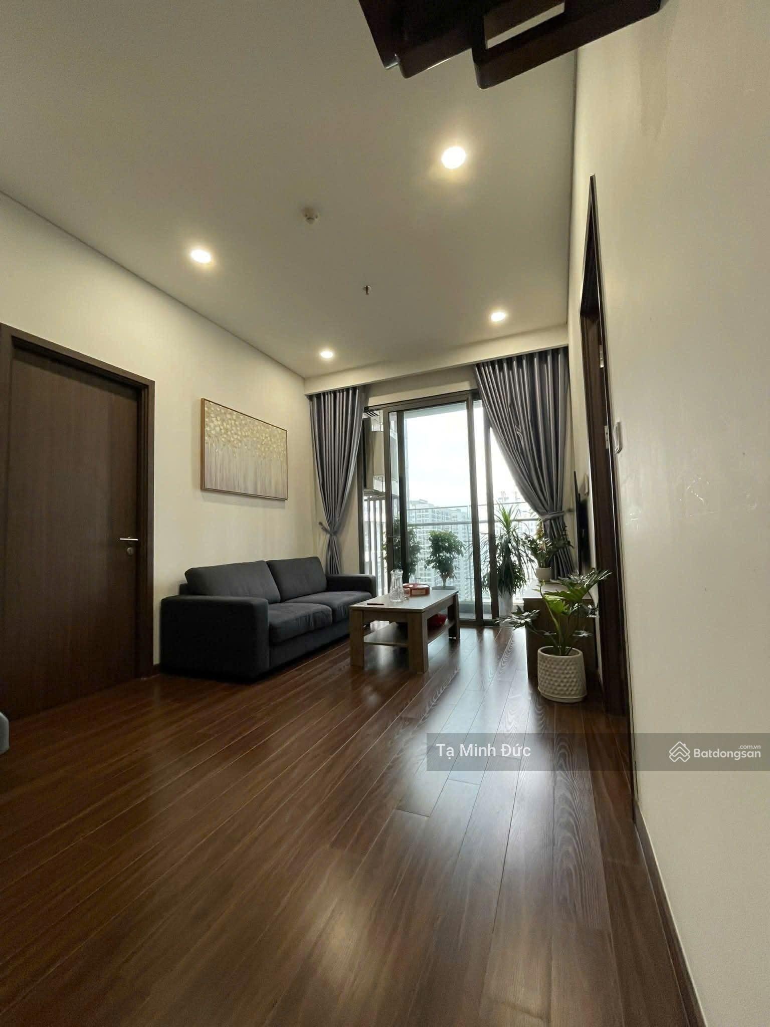 Bán gấp CC Masteri Waterfront, 5 tỷ, 66m2, 2PN, 2WC, đẹp nhất tại Gia Lâm, Hà Nội