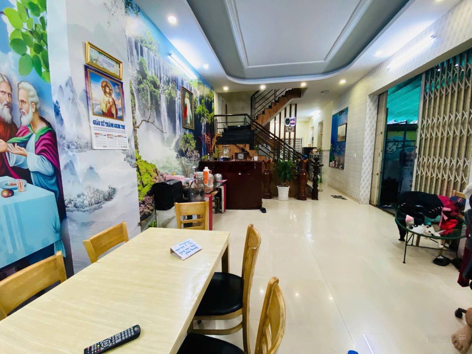 CẮT LỖ- Bán gấp Nhà Mặt Tiền Đường 61 - Kinh Doanh Siêu Sầm Uất - Giá Trị Bền Vững