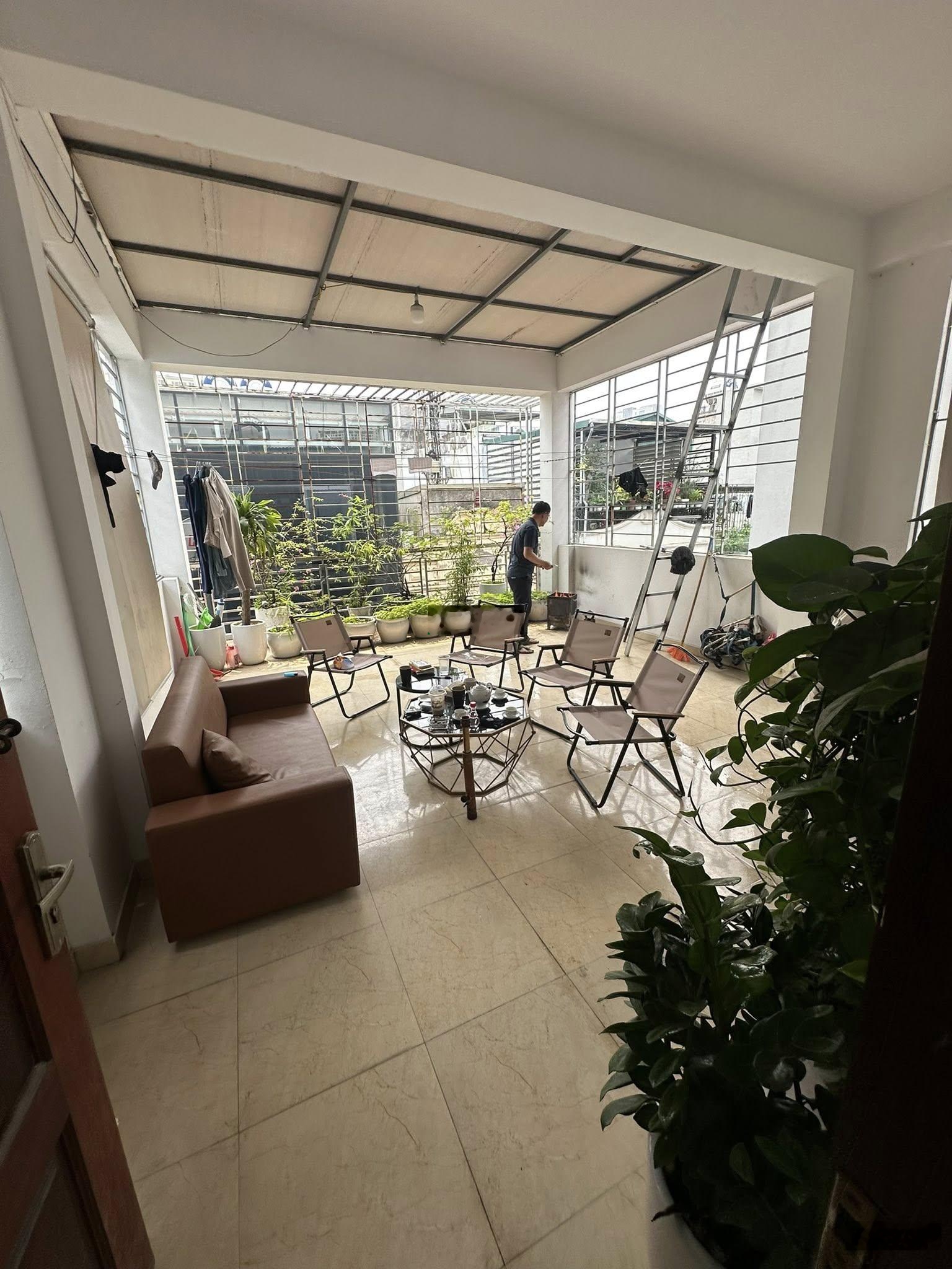 Cơ hội vàng! toà văn phòng pl phố trung kính, 86m2 x7 tầng, mt 5.1m,vỉa hè,ôtô tránh,kinh doanh tốt