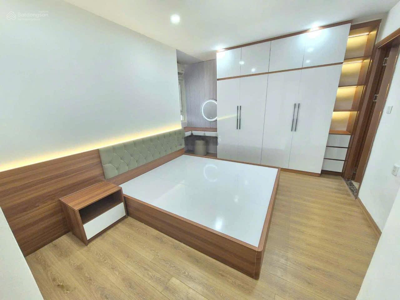 Cho thuê CC Gelexia Riverside, 10,5 triệu, 82m2, 3PN, 2WC đẹp xuất sắc full đồ