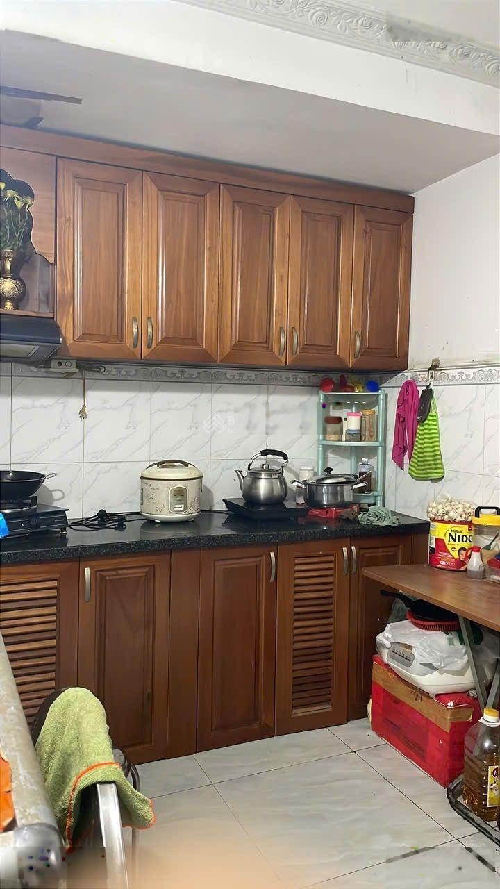 Bán nhà ,Hẻm Ô TÔ Tân sơn Nhì Tân Phú .gần Âu Cơ ,Trường Chinh ,3 tầng gia 5,7 tỷ.