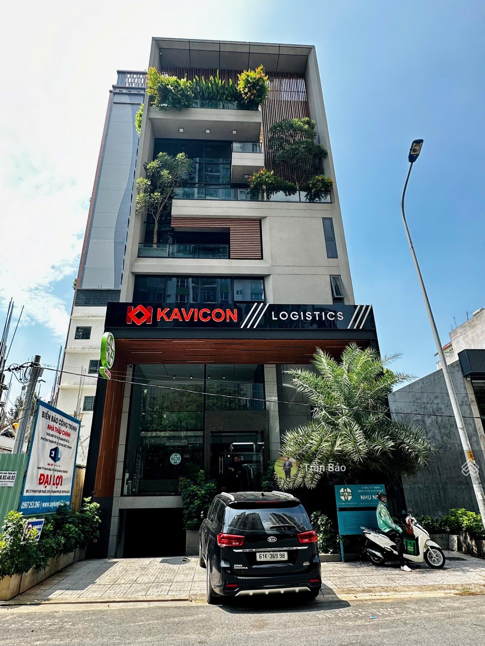 GIẤC MƠ MỸ! Chính chủ cần bán nhà ngay Vincom Lê Văn Việt, Q9. 6x38m XD: Hầm 4 Tầng. Giá 28,5 tỷ