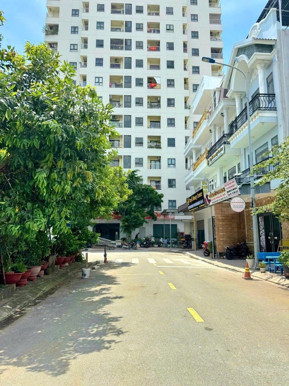 Giảm 200tr Bán Gấp Lô Đất Ngay Chân Chung Cư Tecco, KDC Phúc Đạt mặt tiền DT743