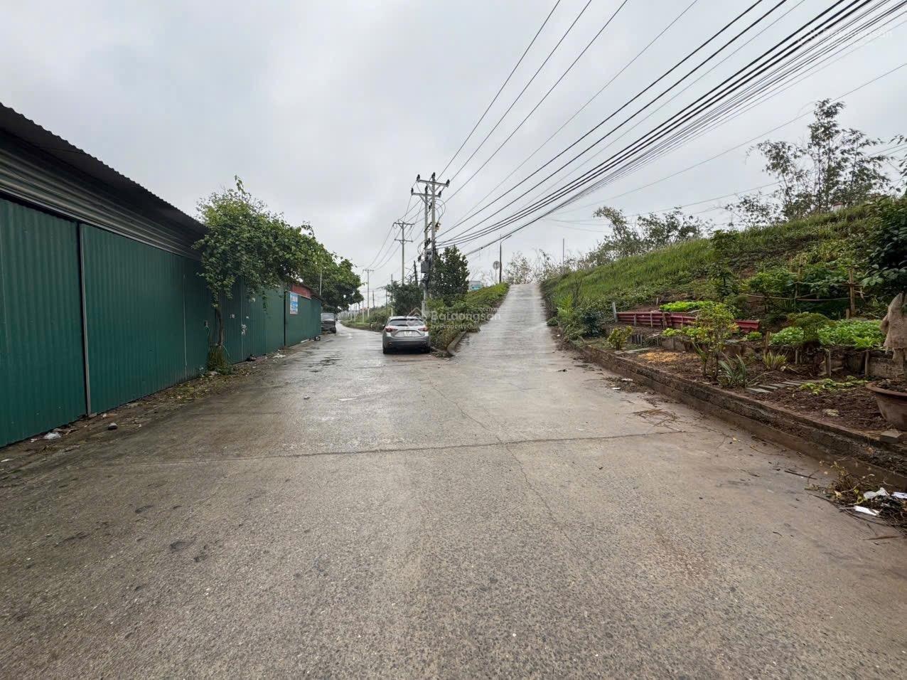 Hiếm. loanh quanh 5 tỷ sở hữu 41m2 đông ngàn trong đê, hàng xóm vin cổ loa, khu vực rất ít nhà bán