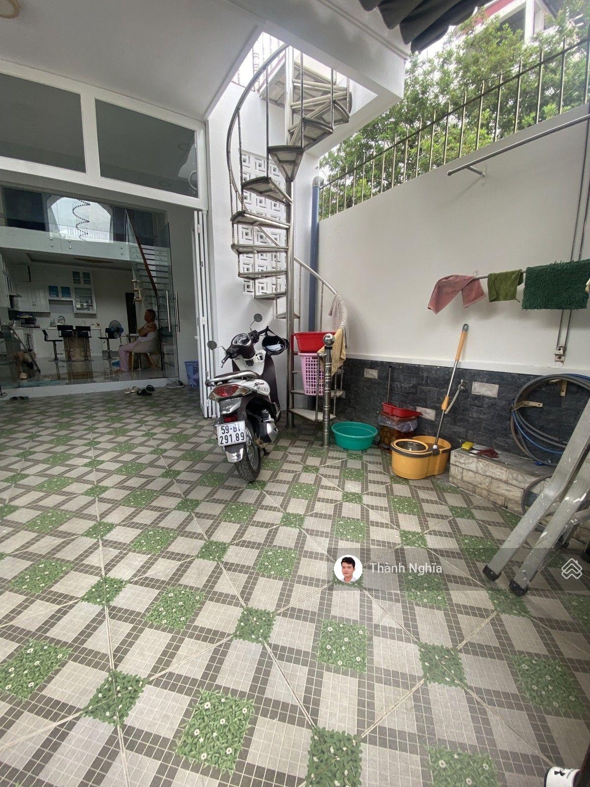Nhà Ngon! 3 tầng 3PN, 3WC 86m2 (5x17) cách Nguyễn Duy Trinh 100m nhỉnh 9.x tỷ