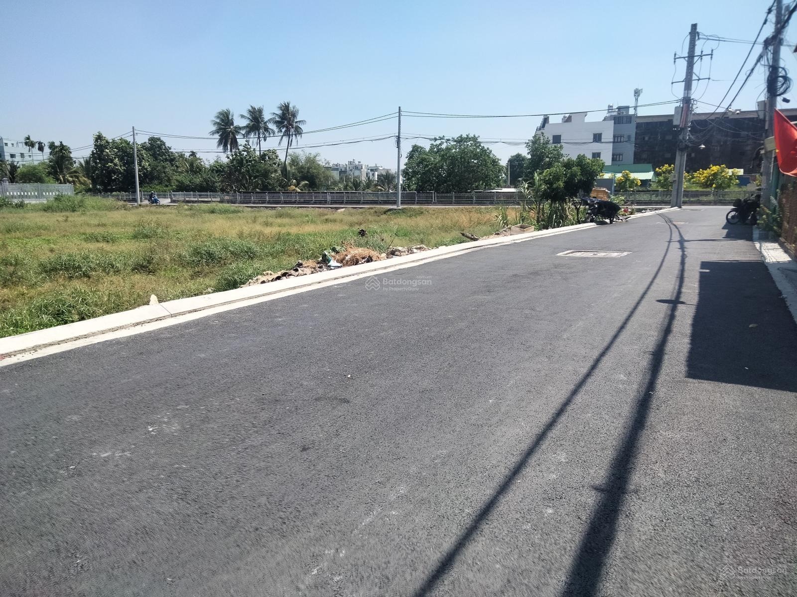 Đất thổ cư 4,8x13,5m mới ra lò - mặt tiền nhựa tx23, tô ngọc vân, khu dân kín - xây dựng ngay