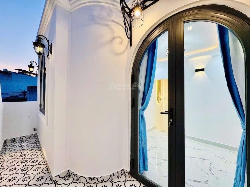 Bán Nhà Riêng tại Nguyễn Văn Nghi, 6,78 tỷ, 30 m2, Chính chủ