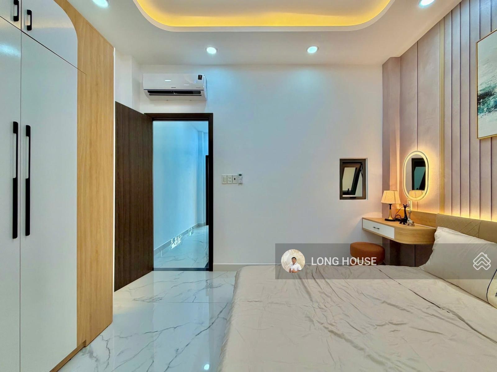 NHÀ 4 TẦNG, 4X12.5, THÔNG SỐ CHUẨN ÍT CÓ ngay Nguyễn Văn Đậu- Hoàng Hoa Thám.