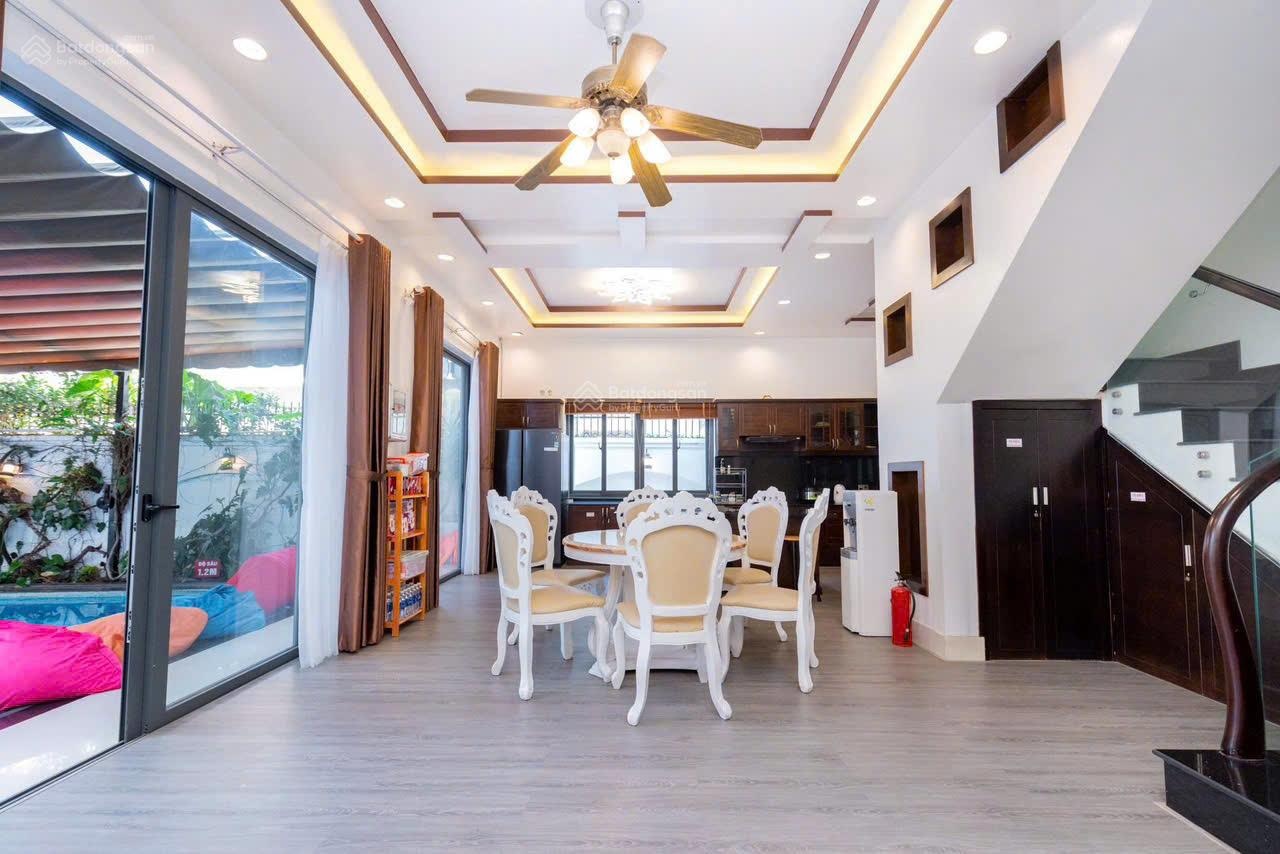Bán biệt thự mới đẹp sân vườn hồ bơi mặt tiền võ thị sáu vũng tàu đối diện công viên hồ