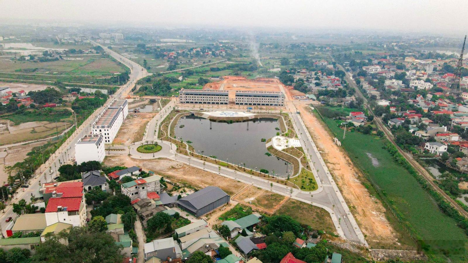 Bán đất nền view hồ điều hoà đẳng cấp nhất TX. Phú Thọ giá chỉ 24,5 triệu/m2