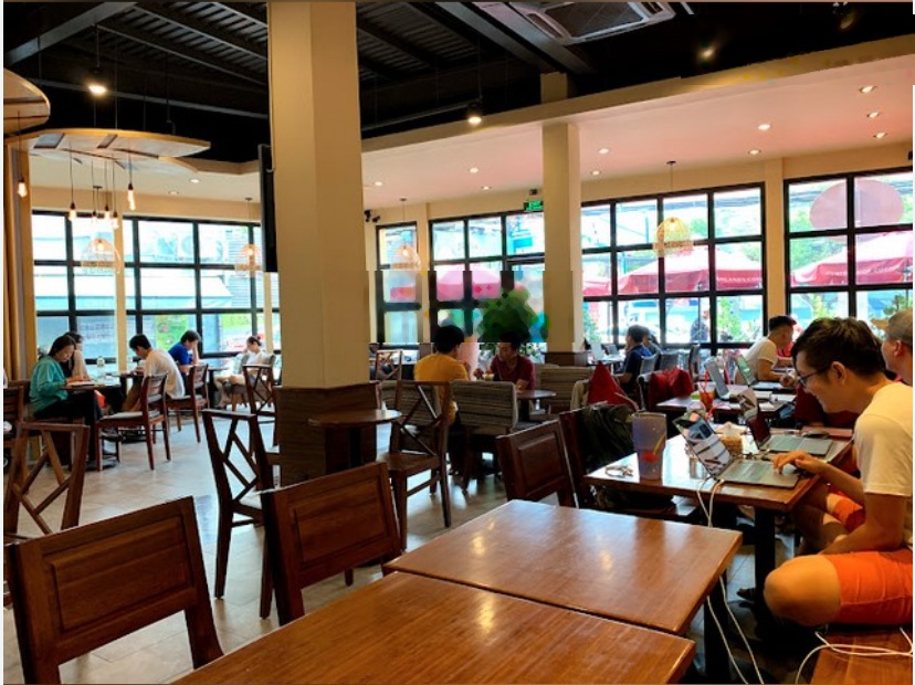 Kẹt nợ bán gấp nhà 2MT Trường Chinh, Tân Bình. 8mx28m. XD: Hầm 7 tầng- HĐT: 150triệu. Giá 45tỷ