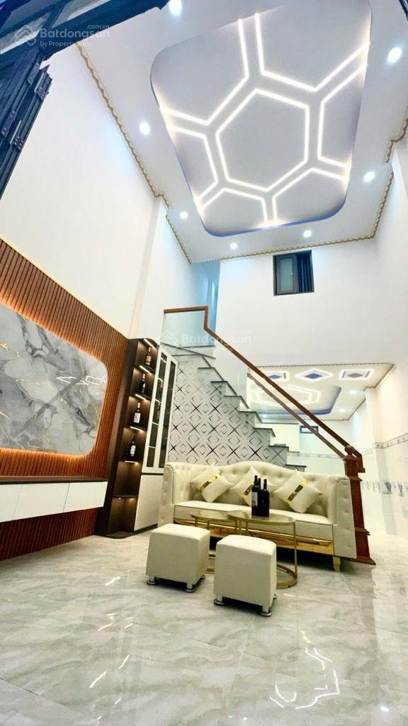 Bán gấp nhà sát Bình Trị Đông HXH 40m2 4x10 giá 2tỷ99