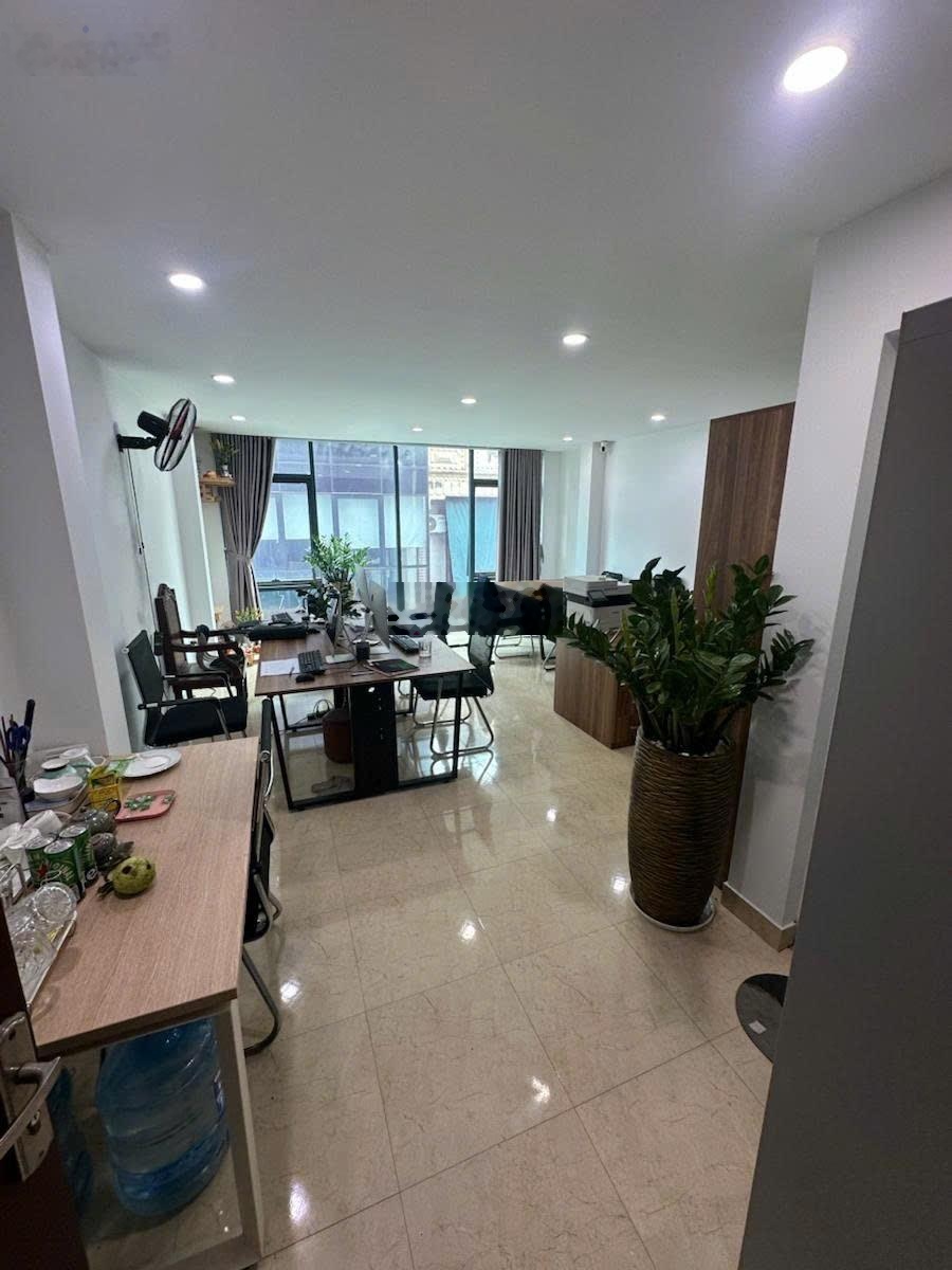 Phân Lô Vip Cầu Giấy 81m2 x 7T x mt 5.1m Ô tô Tránh, Kinh Doanh Tấp Nập, Thang Máy Nhập, Kinh Doanh
