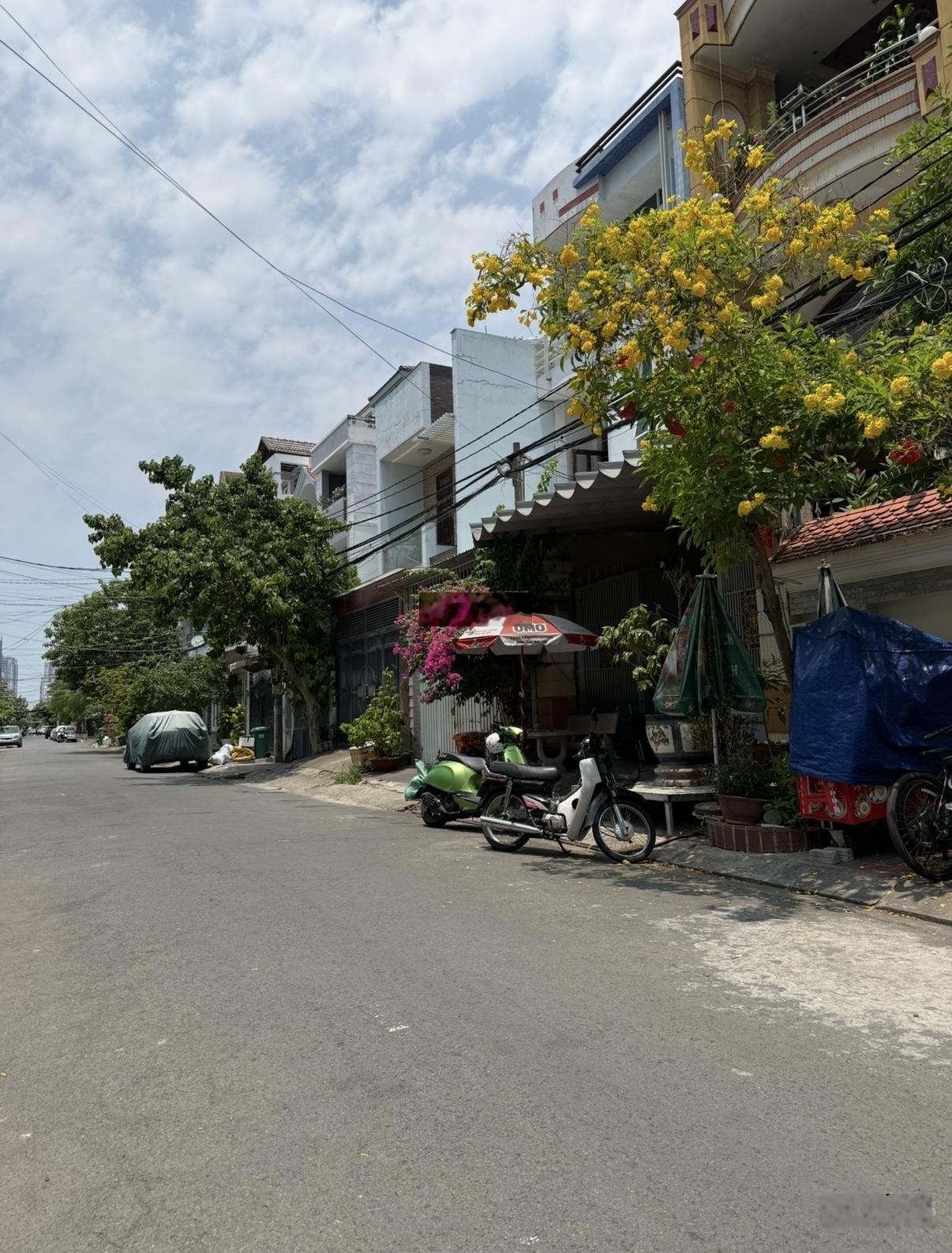 Đất ngang 7M dài 19M.Mặt tiền đường số Lâm Văn Bền.Có vỉa hè.Kế Công an Phường.Sổ vuông.Nhỉnh 24tỷ