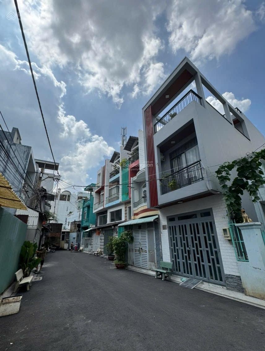 Hẻm nhựa 7m xe hơi TÔ HIỆU. DT:4x17.5m. 3 TẤM. Giá nhỉnh 8 tỷ