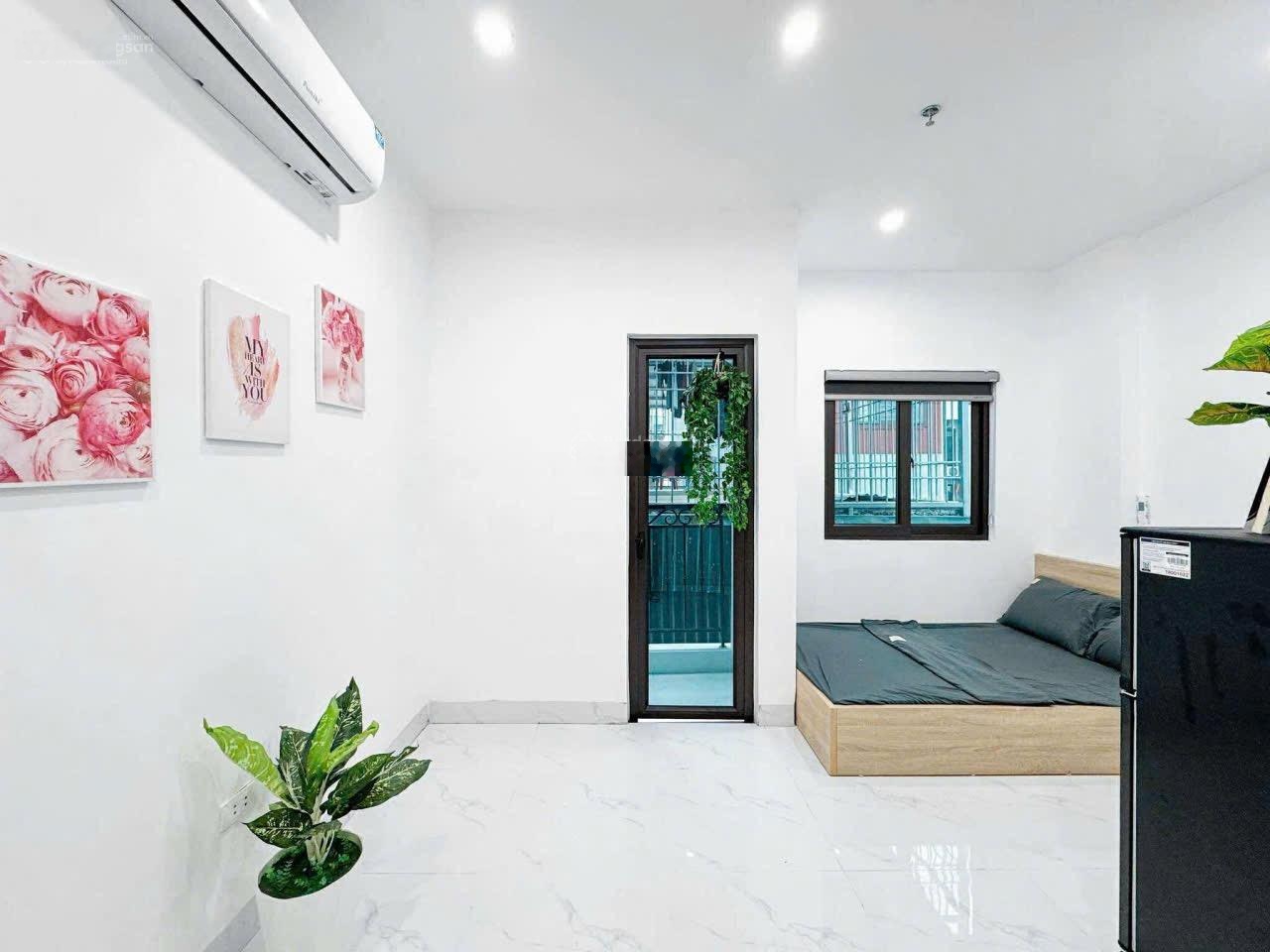 Bán nhà riêng tại Trương Định, 23 tỷ VND, 50 m2 x 6 tầng, 10PN, giá siêu hời
