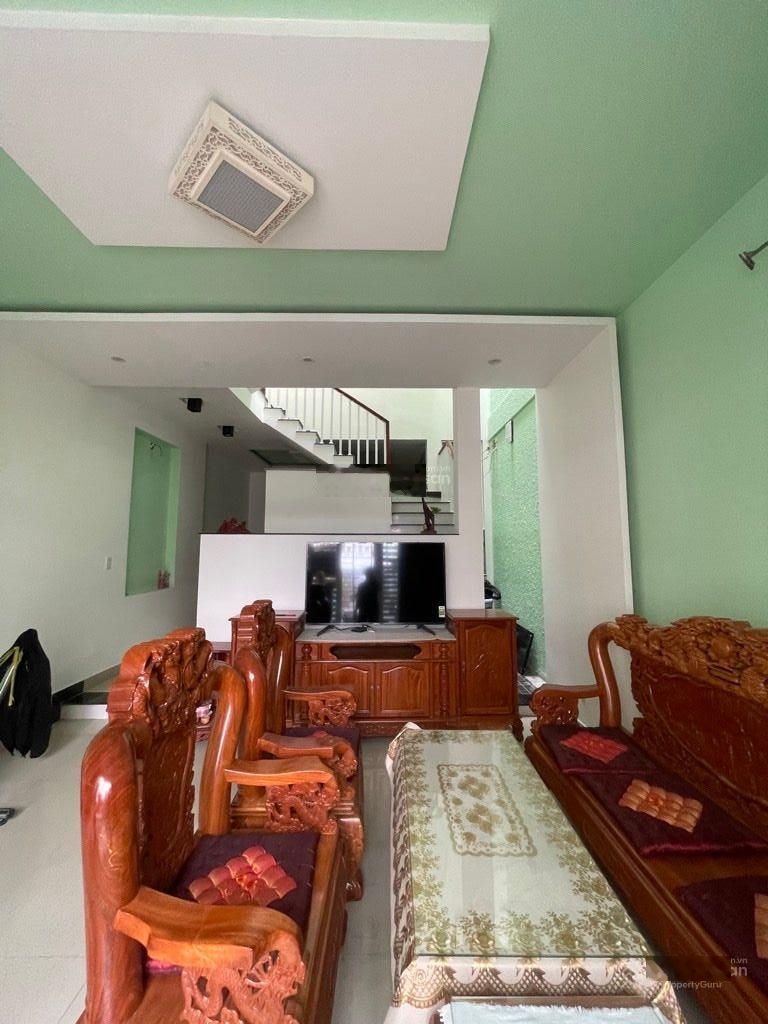 Bán gấp nhà 3 tầng (+Tầng thượng) Đình Phong Phú, Quận 9