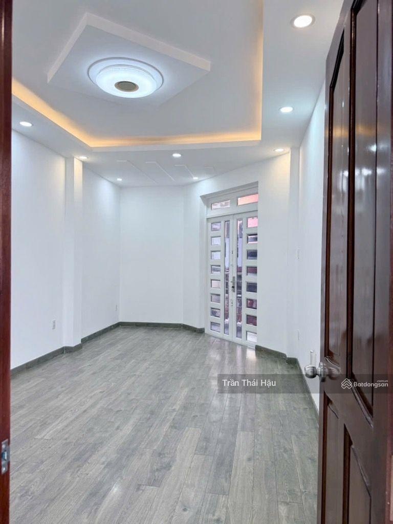 Nhà ga T3, hẻm xe hơi, 76m2, ngang to 5m, 4 tầng đúc, chỉ 8.2