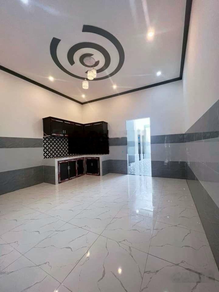 Bán nhà cấp 4 sổ hồng riêng, diện tích 100m2, ngay chợ Phú Lạc giá 736triệu