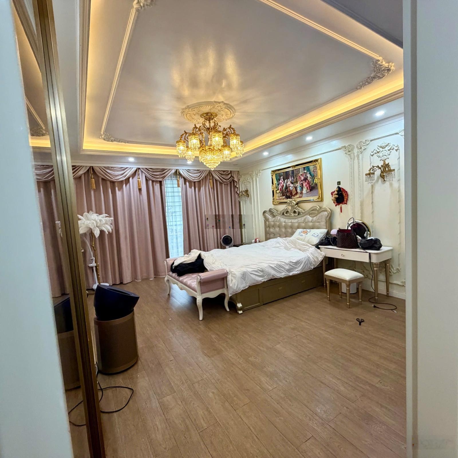 Bán biệt thự 95m2 tại Khu đô thị Geleximco - Lê Trọng Tấn, 26 tỷ VND