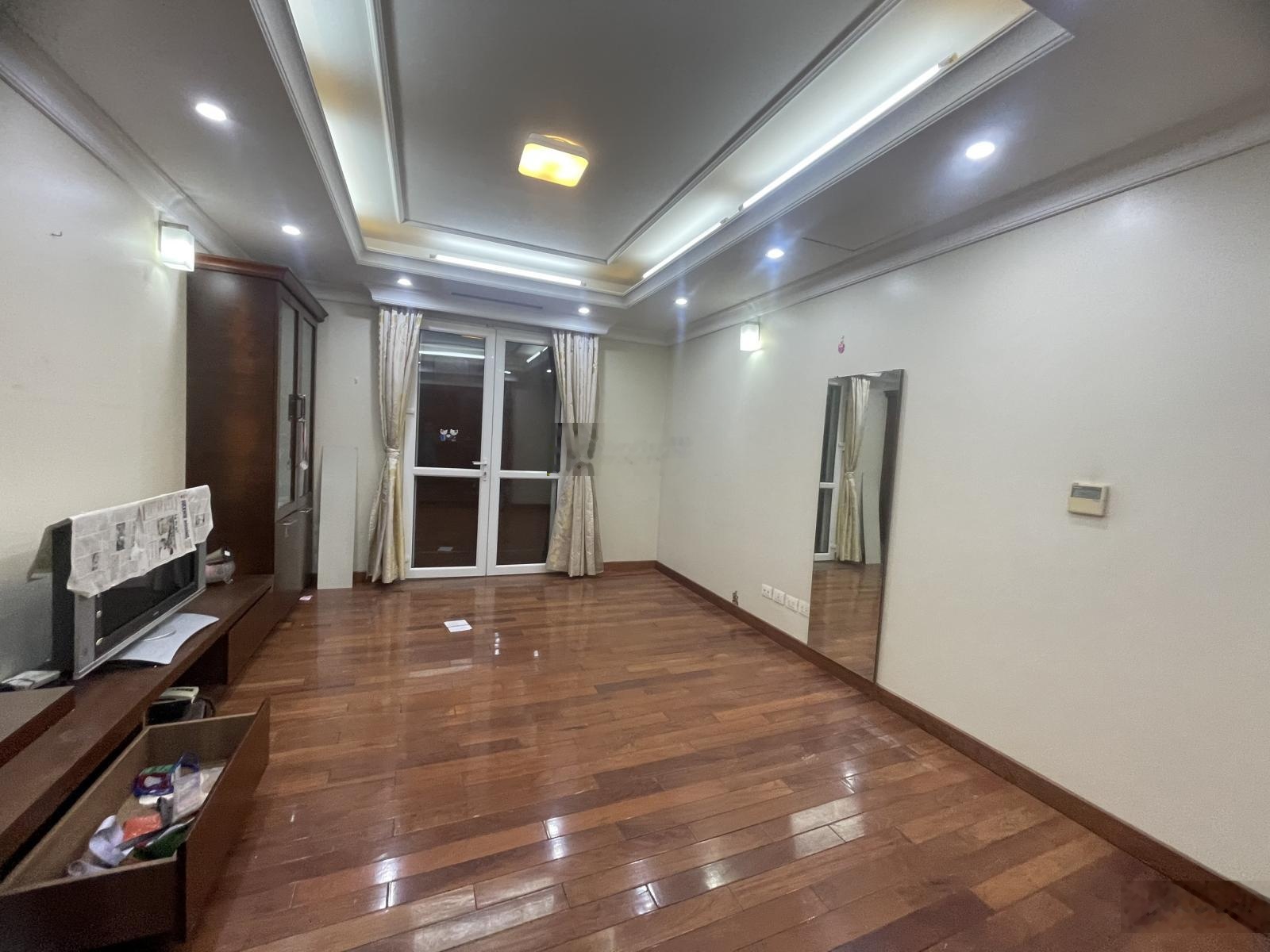Bán gấp, Biệt thự KĐT Mỹ Đình 2, Lưu Hữu Phước, lô góc, 200m, hơn 60 tỷ, 0903784368