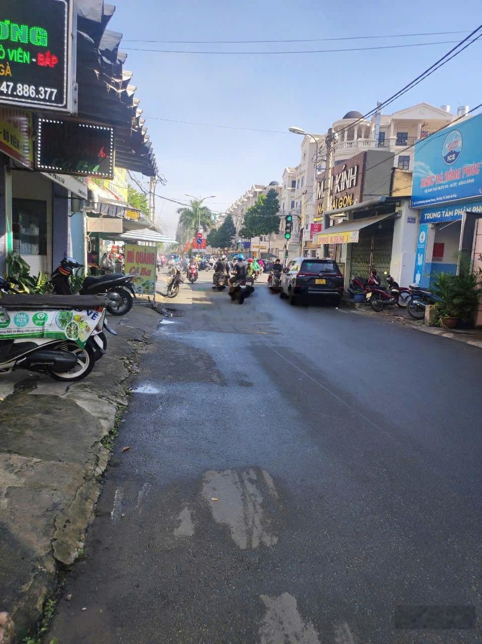 Nhà trung tâm Phan Văn Trị 1275/ HXT 8m thông thoáng. 4,2x18m=70m2 cách MT đường 2 căn 10 tỷ TL