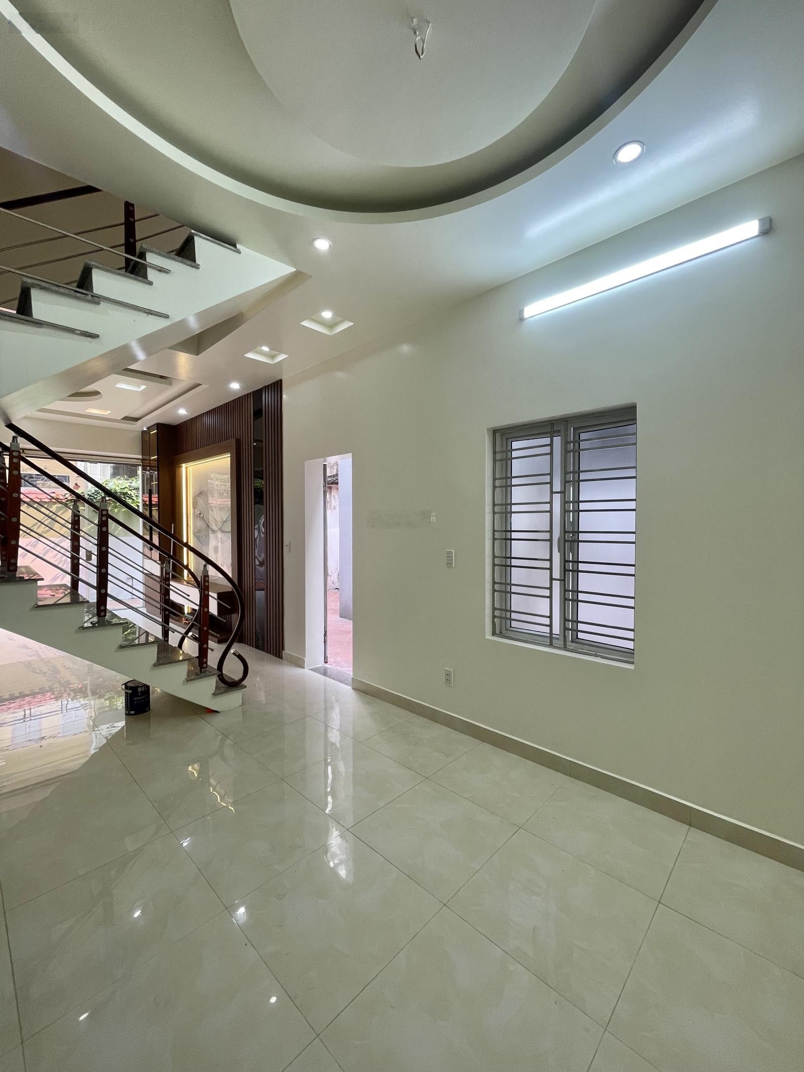 Gia đình cần bán nhà ngõ 20 Tôn Đức Thắng sát chợ An Dương - Ngã Tư An Dương - Ô tô đỗ cách nhà 20m