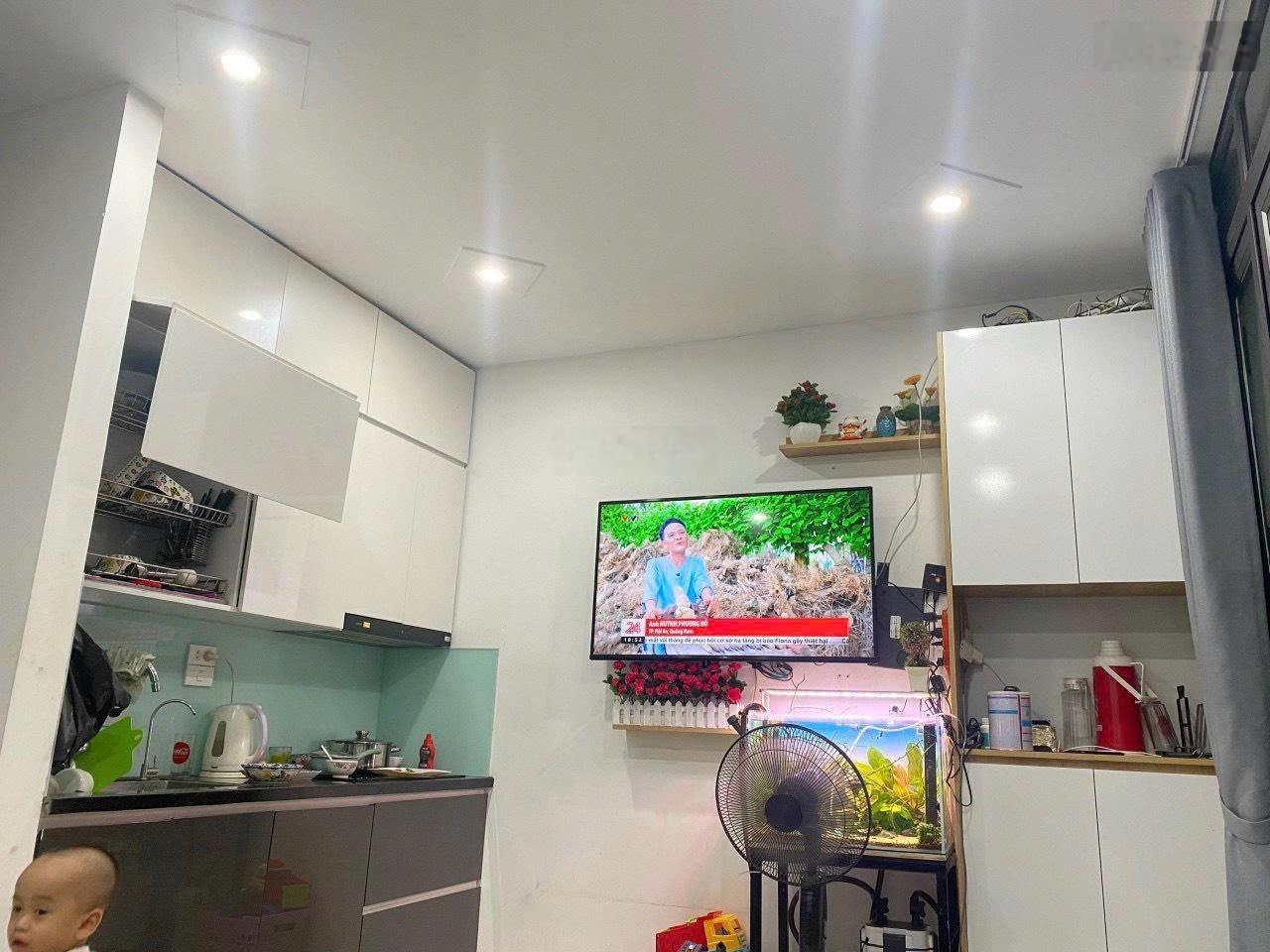 Bán gấp nhà riêng tại Ngô Quyền, Vạn Phúc, Q. Hà Đông, 13 tỷ, 70m2 sát Cầu Am