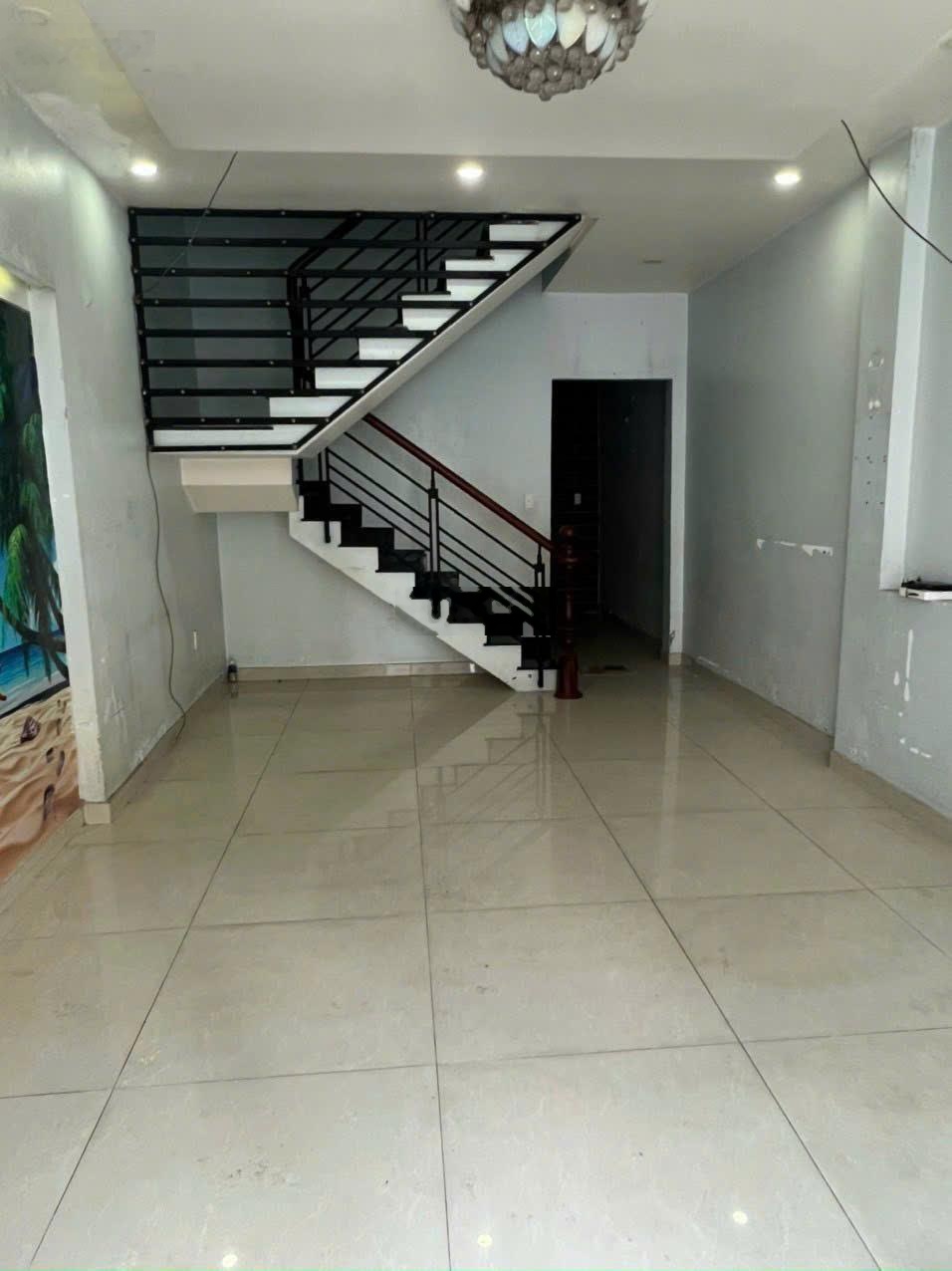 Bán Nhà Hẻm 6m Khu Nhà Lầu - Đường Gò Dầu Quận Tân : 4x12m, 2 Tấm - Giá tốt chỉ 6 tỷ TL