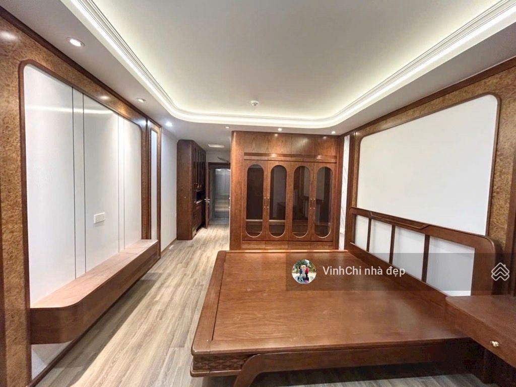 OTO PHÂN LÔ HOÀNG QUỐC VIỆT 69m2, 5 tầng, Sát Mặt Phố, 23 tỷ hơn