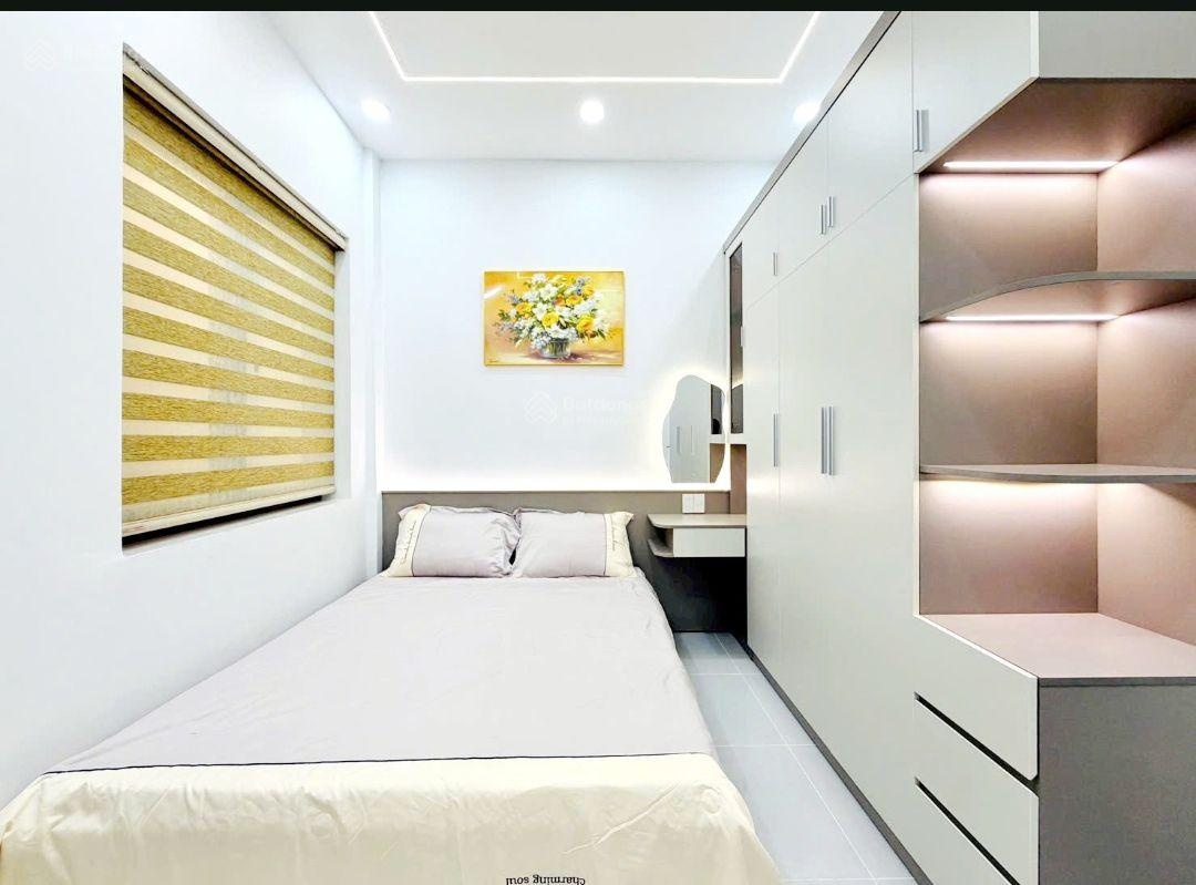 Nguyễn Văn Khối 44m2 - 3 tầng - 4 PN - công nhận đủ - giá 5,95 tỷ (TL)