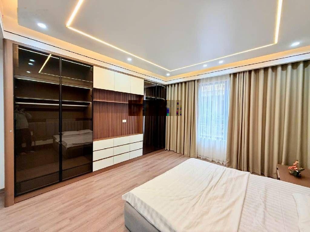 Căn hiếm giá tốt nhất kđt định công nhà mới, full nội thất, có thang máy