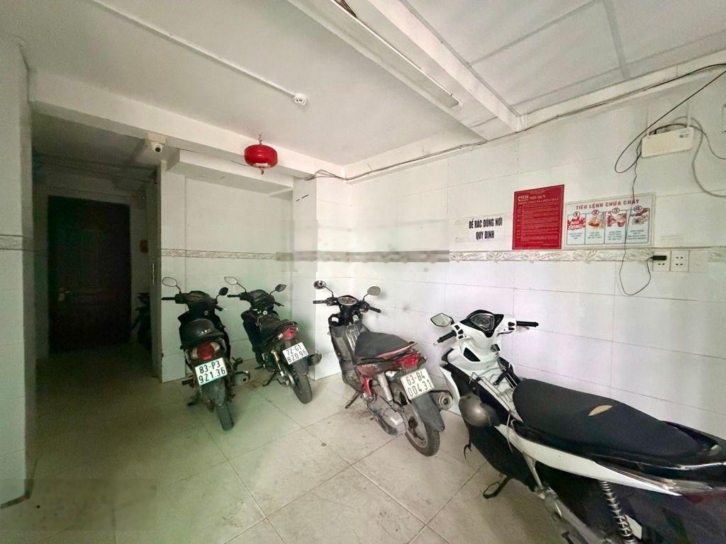 Chdv 14 phòng - có dòng tiền - sát mặt tiền xvnt- 12.8t