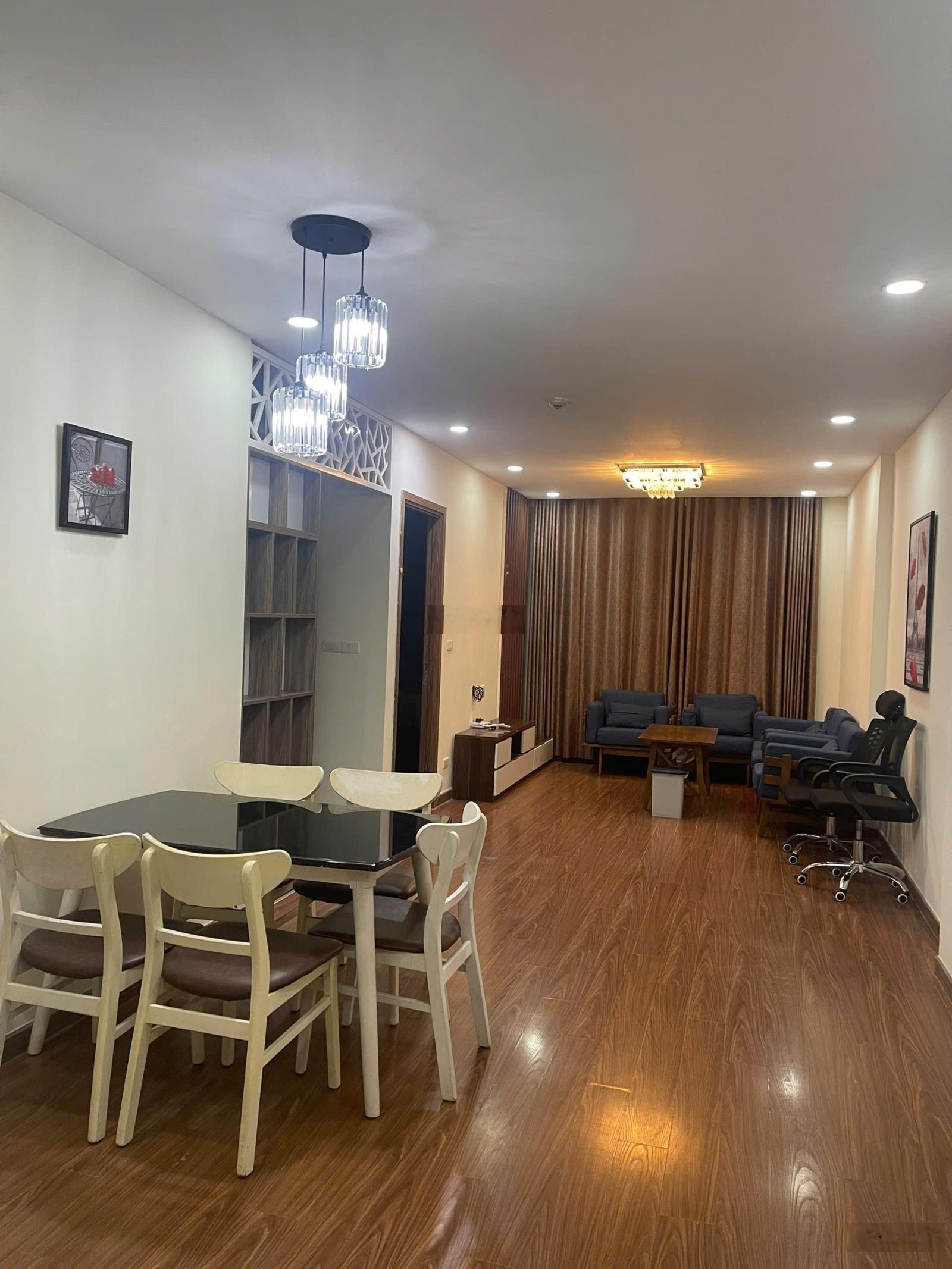 Cho thuê căn hộ chung cư Ecogren 286 Nguyễn Xiển 75m2 2PN full đồ 13tr