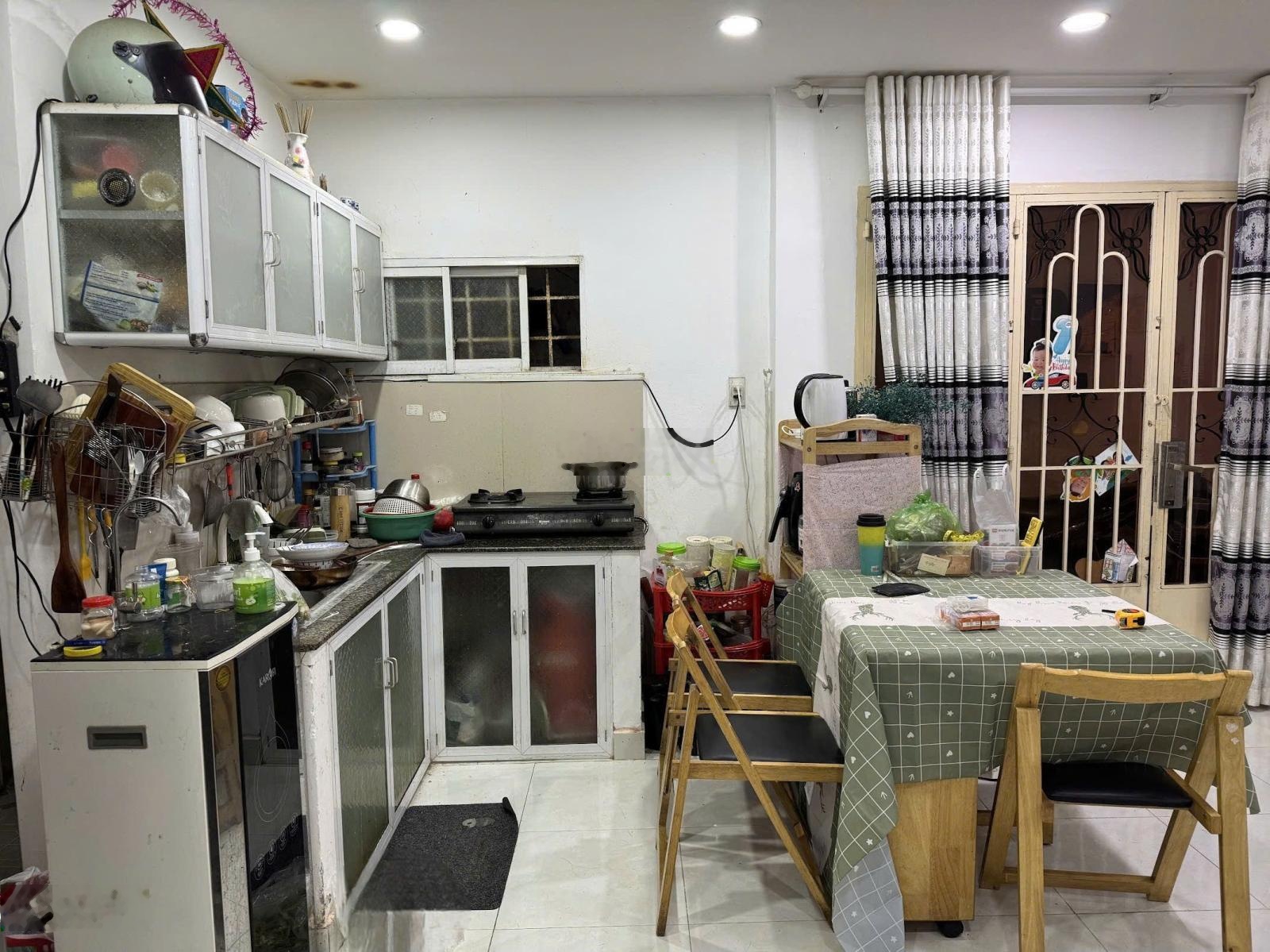 N.gay xô viết nghệ tĩnh_ bến xe miền đông(cũ)