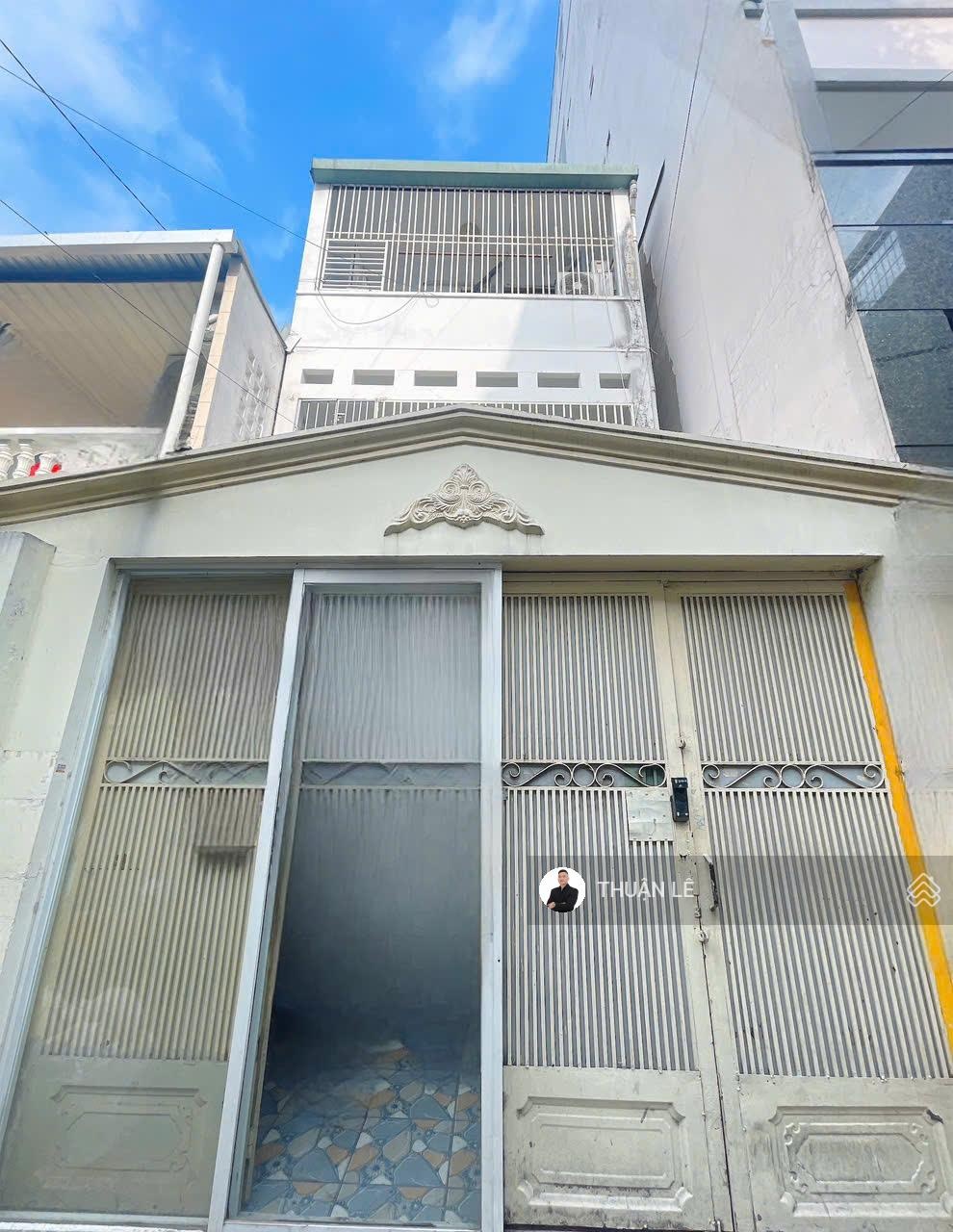Ngợp bank nặng! Mặt tiền khu Lê Văn Duyệt, kế bên Quận 1 (4.8x30m)- Cấp 4. CTXD: H+5TST, chỉ 17,5tỷ