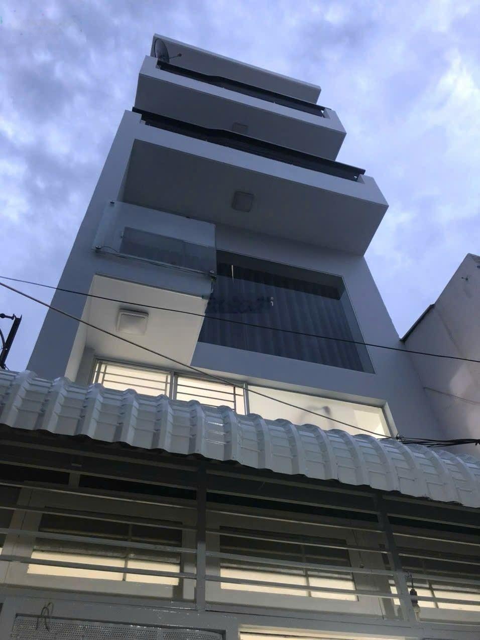 Bán nhà hẻm Lê Trung Đình, p. Sơn Kỳ, q. Tân Phú, 4x8m, 1 lửng 2 lầu ST, giá 4,95 tỷ