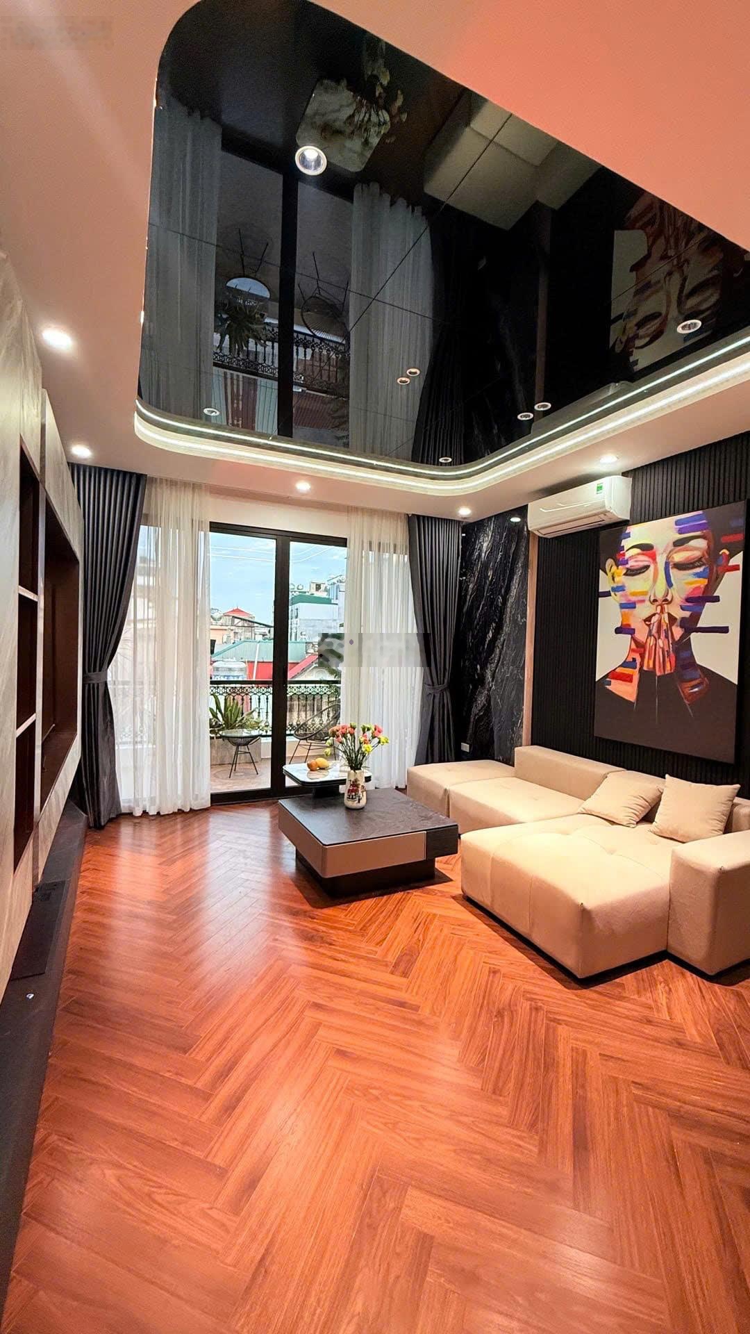 Bán nhà đẹp ở ngay - 50m2 - 6 tầng thang máy - 2 thoáng trước sau - full nội thất - view cao xa la